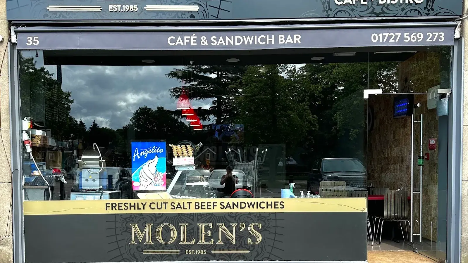 Molens Cafe