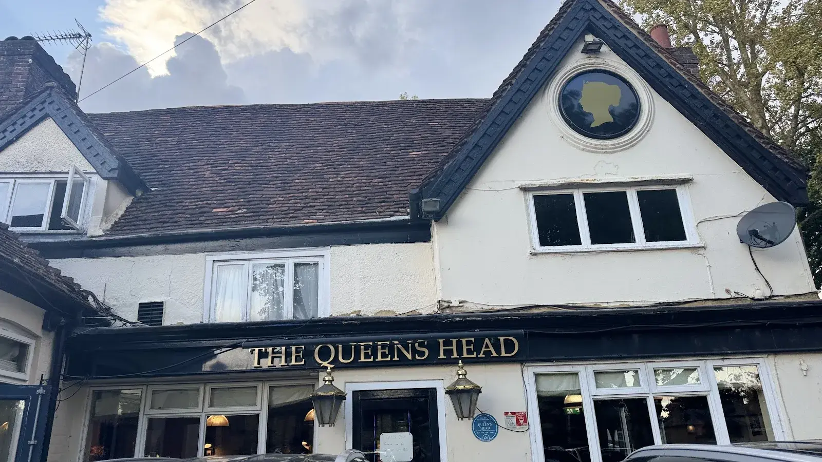 The Queens Head
