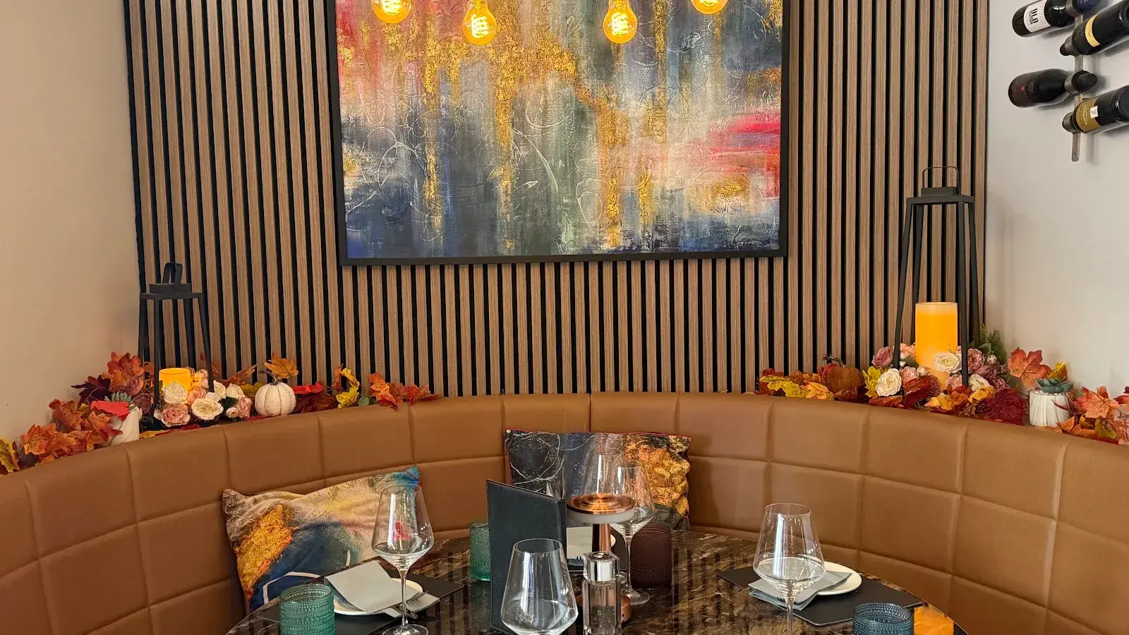 Roy's Restaurant