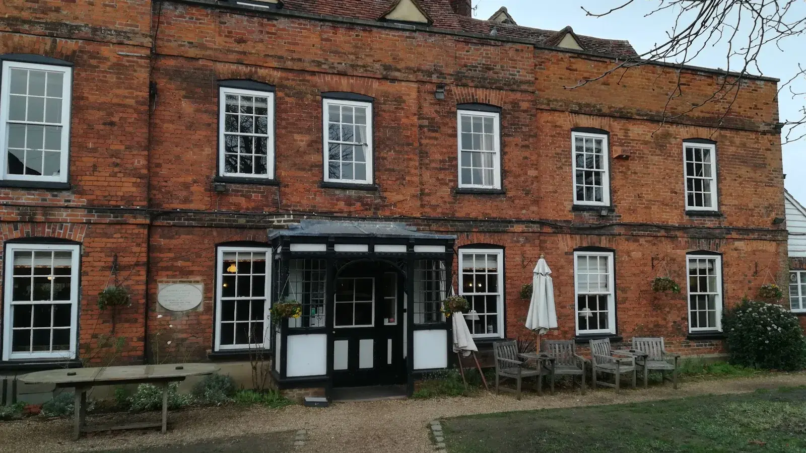 The Hertford Club