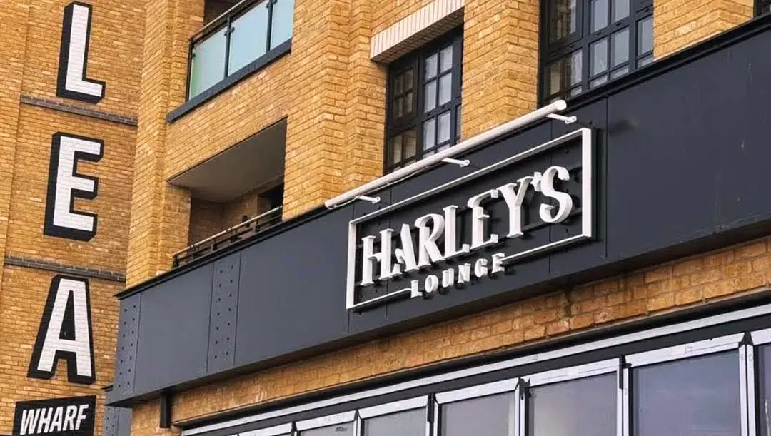 Harley's Lounge