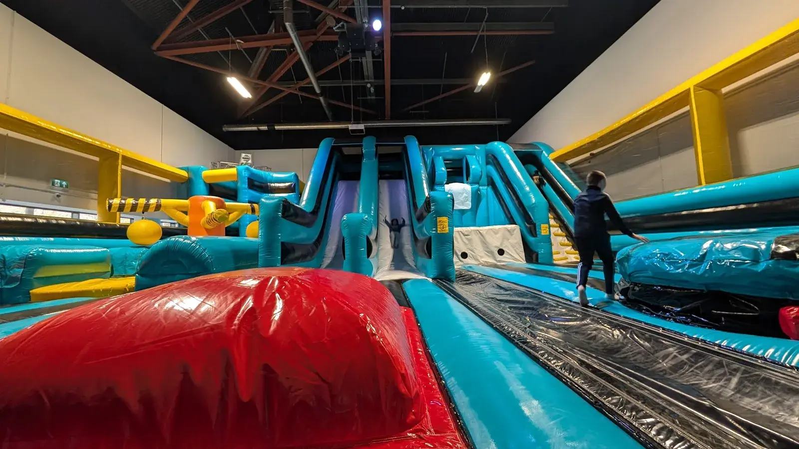 Jumpin Fun Inflatable Park Hemel Hempstead