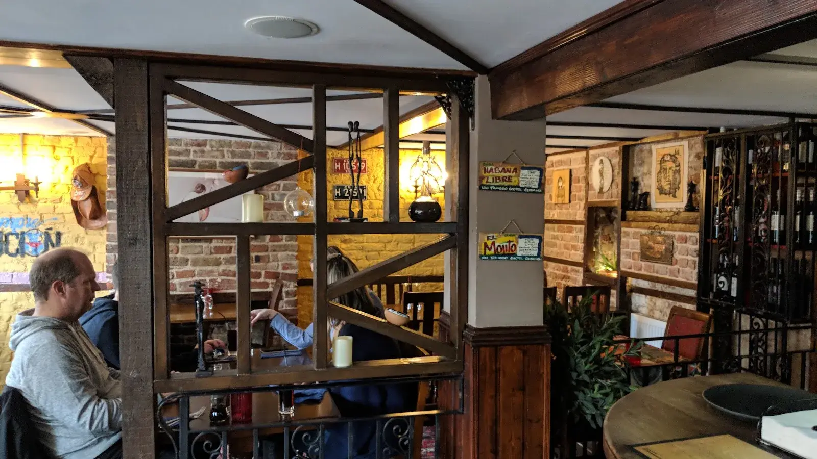 Coach & Horses