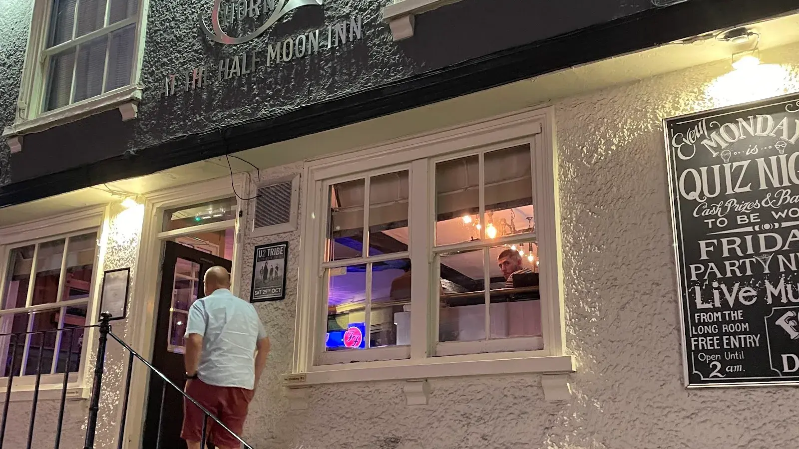 The Horn at the Half Moon