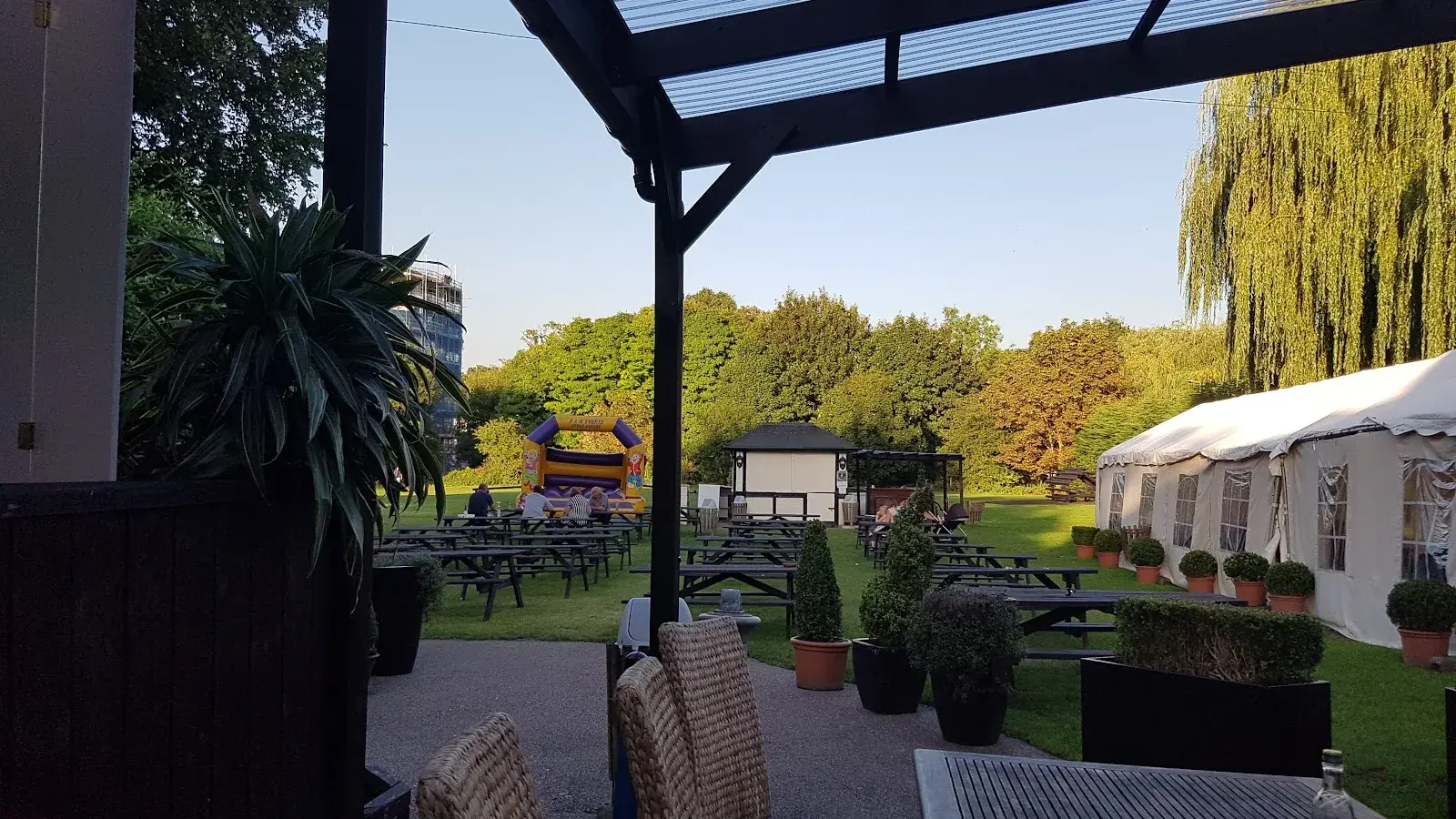 The Red Lion, Nash Mills