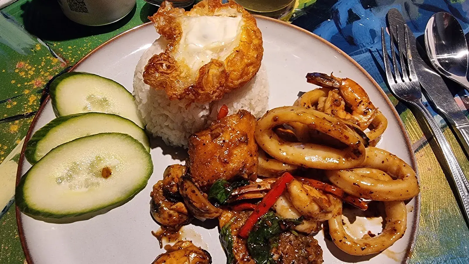 Kin Pla Seafood & Kitchen