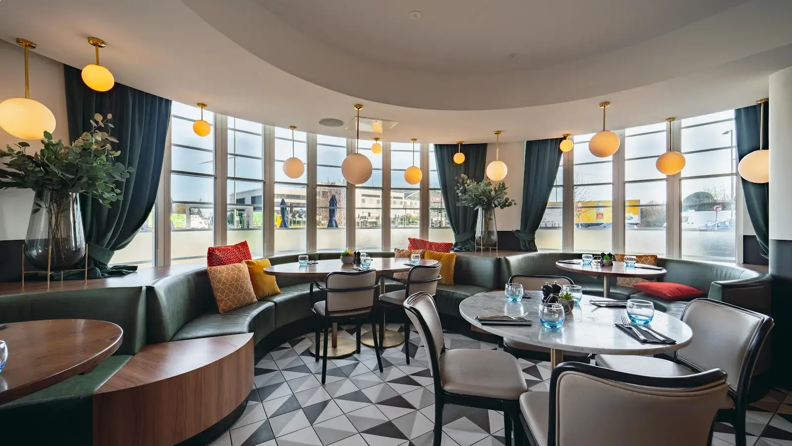 Element Bar & Kitchen