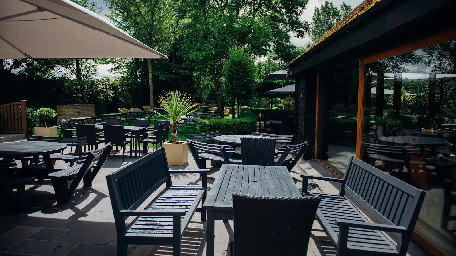 The Red Lion Pub & Dining