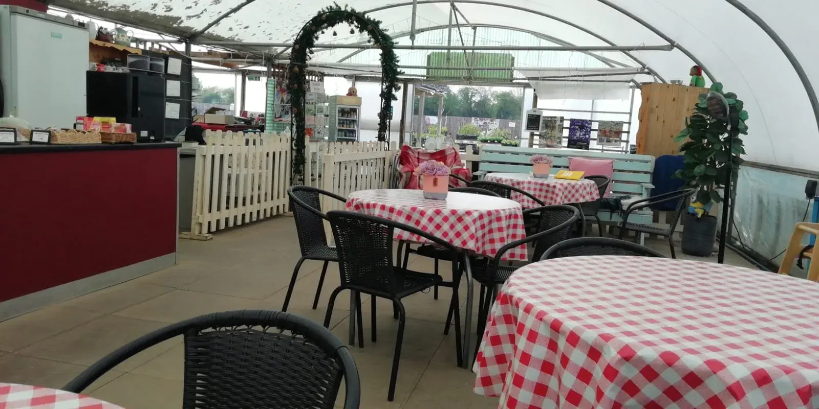 Mill End Plants and Café