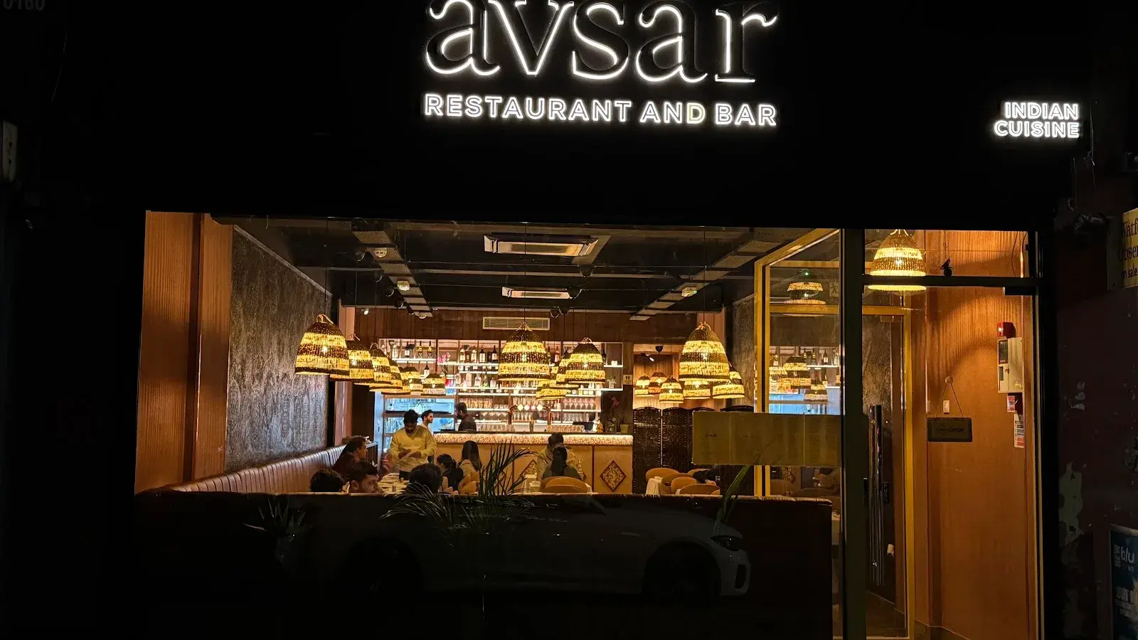 Avsar Restaurant and Bar