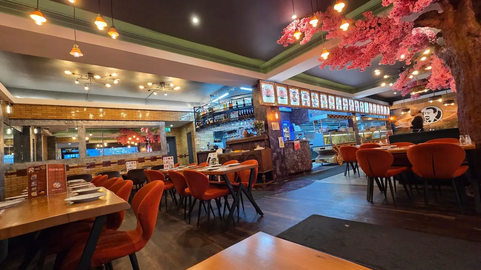 Woody Grill - Borehamwood