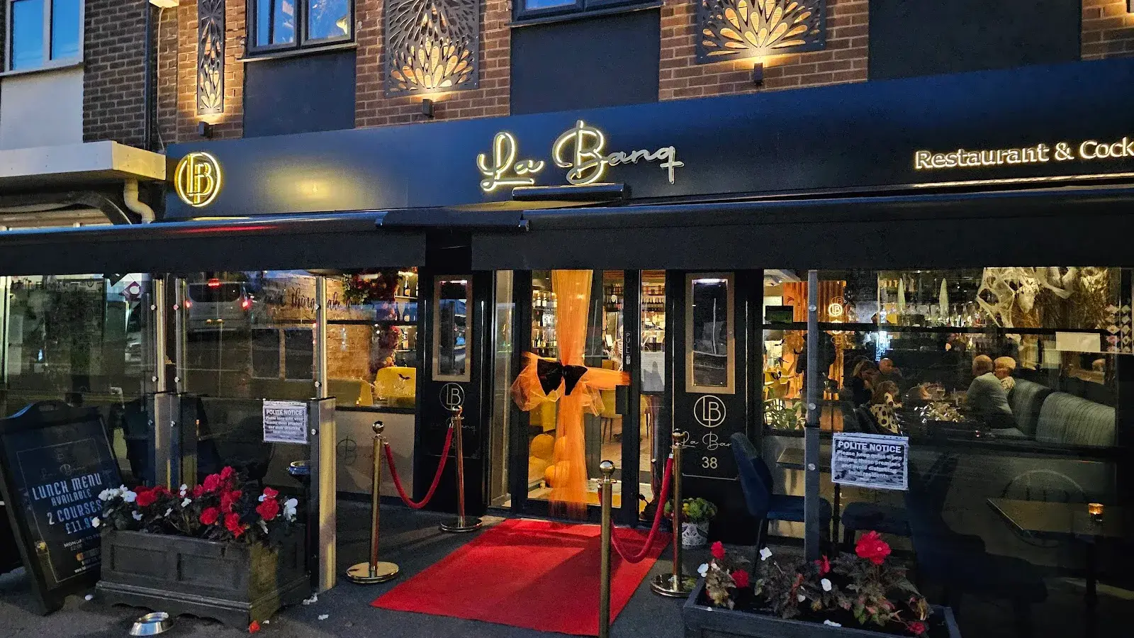 LA BANQ