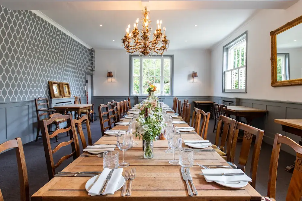 The Fox & Hounds Restaurant & Pub