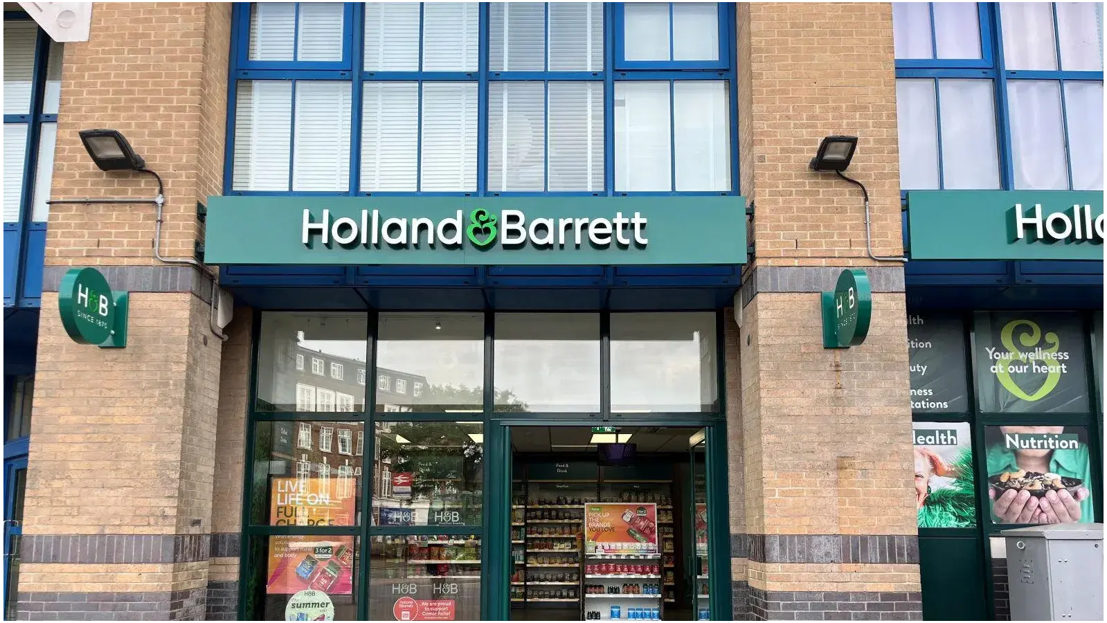 Holland & Barrett - Potters Bar
