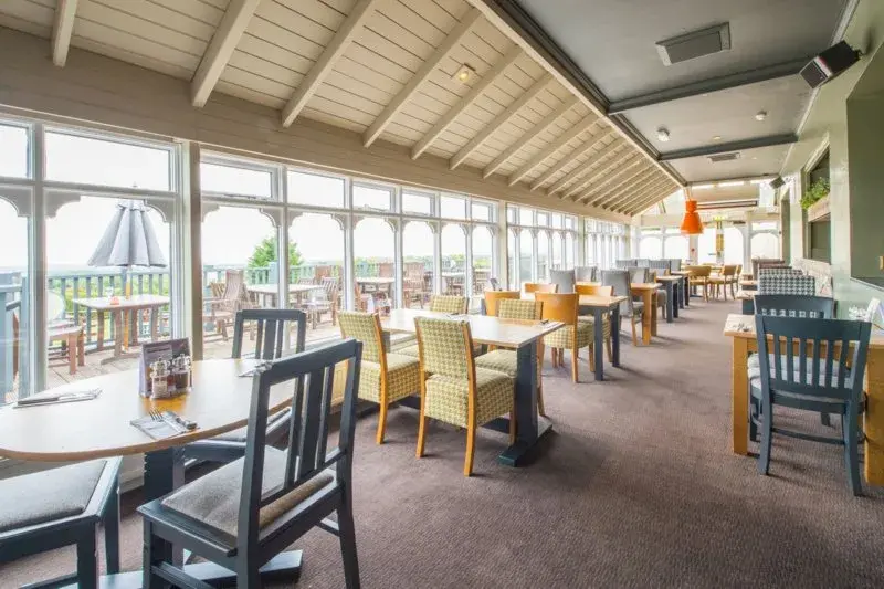Crows Nest Beefeater