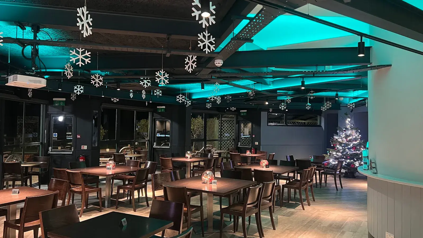 The Heath Cafe Bar