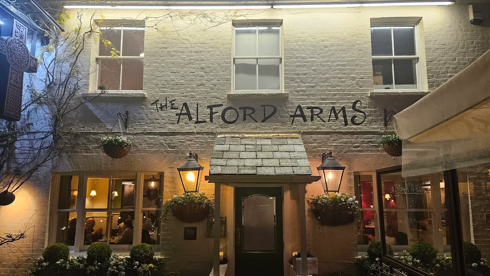 Alford Arms